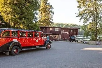 Village Inn At Apgar - Inside The Park